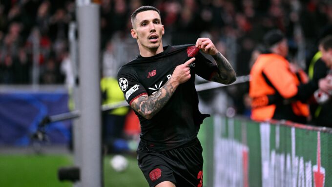 Alejandro Grimaldo in action for Bayer Leverkusen