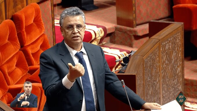 Abdellatif Ouahbi, ministre de la Justice, s'exprimant sur le projet de loi de la banque nationale des empreintes génétiques.