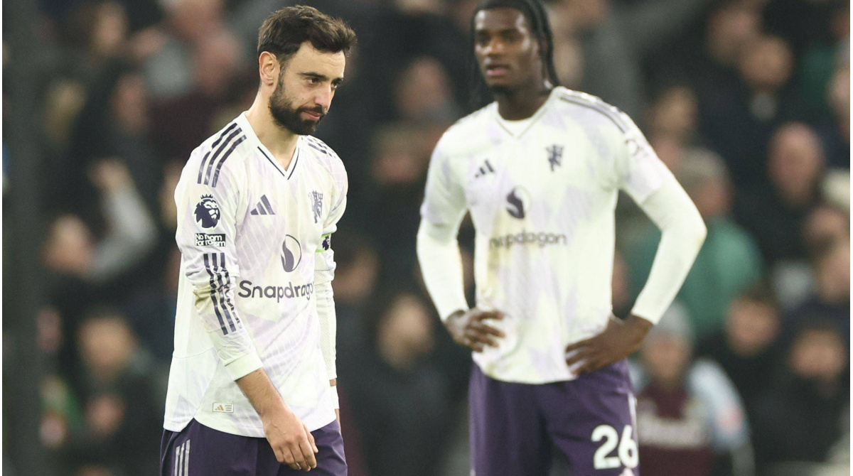 Bruno Fernandes in action for Manchester United.