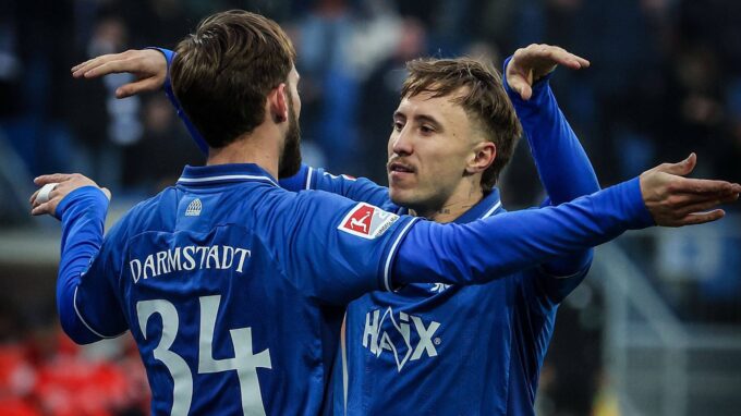 Bundesliga 2 teams in action