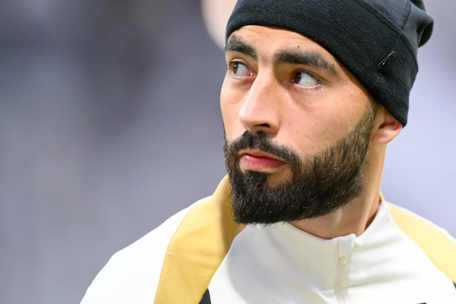 Himad Abdelli en action avec l'Angers SCO.