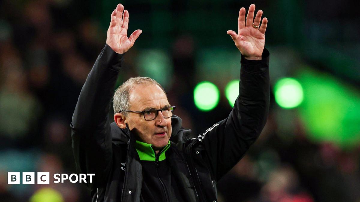 Martin O'Neill in Celtic manager's dugout.