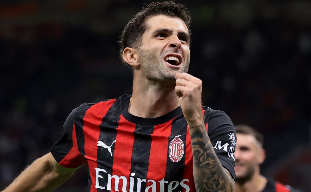 Christian Pulisic of AC Milan celebrates a goal.
