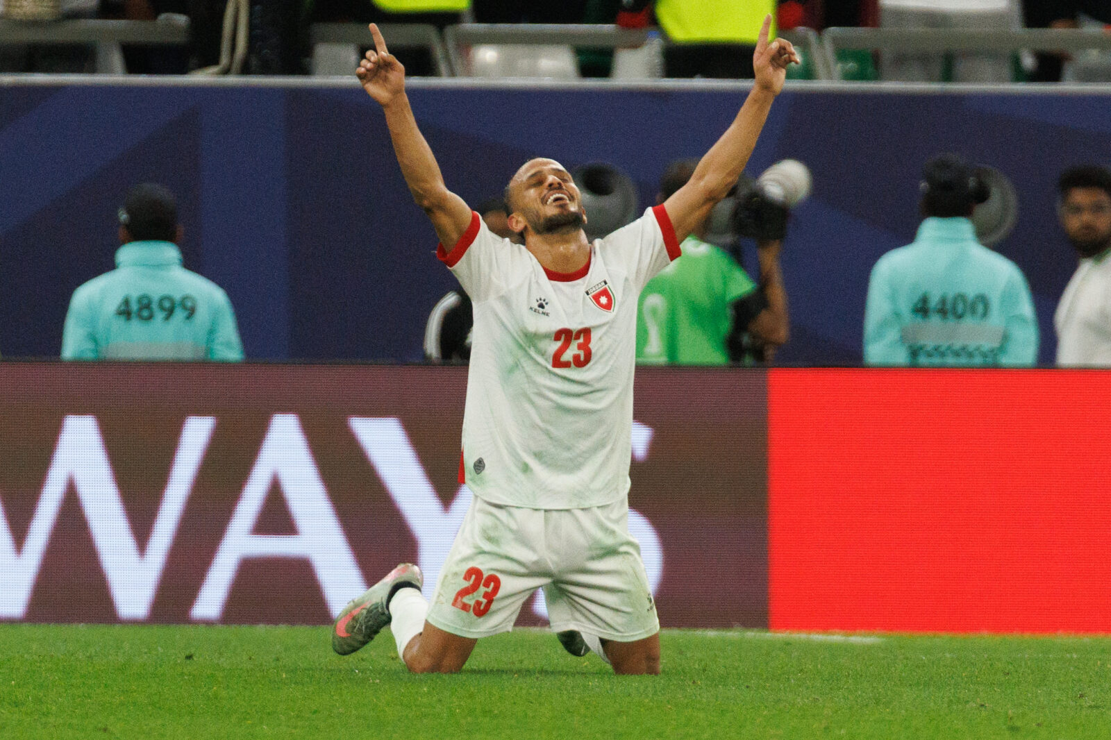 La finale de la Coupe arabe de la FIFA entre la Jordanie et le Maroc.