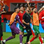 Les Lions de l'Atlas en action face aux Émirats arabes unis.