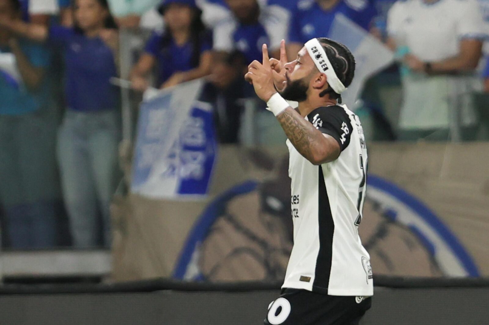 L'équipe du Corinthians célébrant sa victoire en Coupe du Brésil.