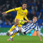 ** صورة للاعب أزدين أوناحي في مباراة لفريق جيرونا.