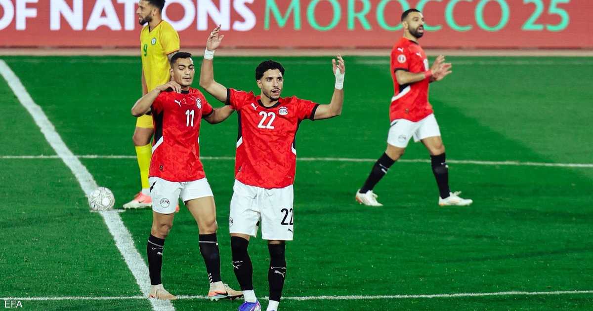 صورة للاعب مصطفى محمد أثناء المباراة ضد زيمبابوي.
