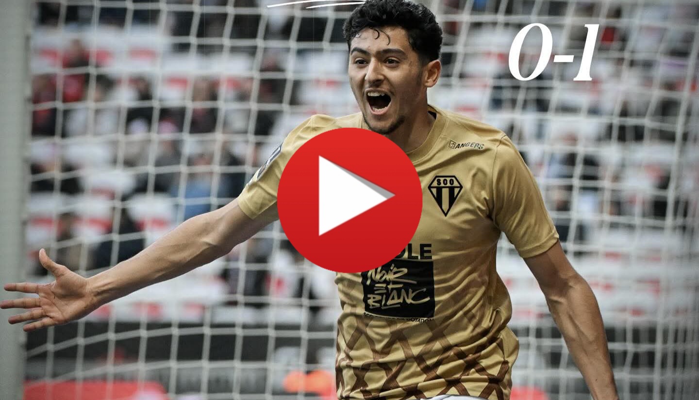 صورة للاعب ياسين بلخديم أثناء مباراة أنجي ضد نيس.