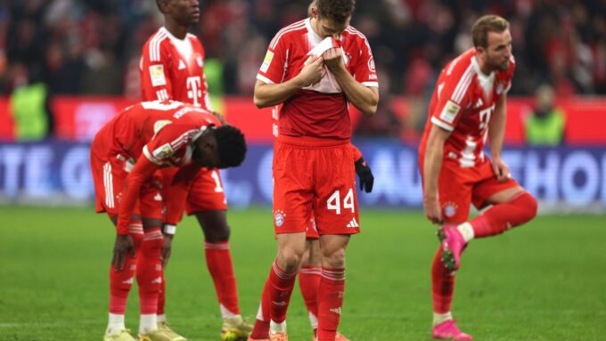 ** صورة لليون جوريتسكا خلال مباراة بايرن ميونخ ضد ماينز في البوندسليجا.