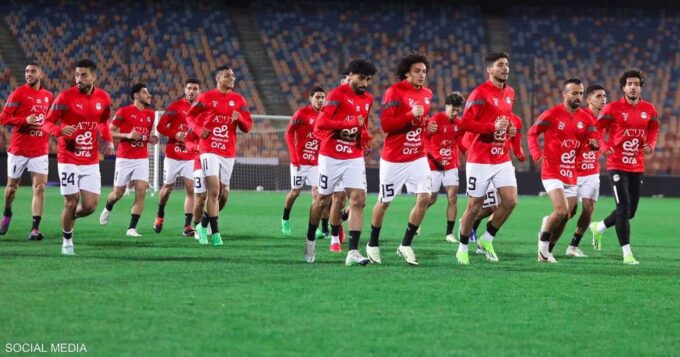 ** صورة للاعب محمد صلاح يلعب مع منتخب مصر