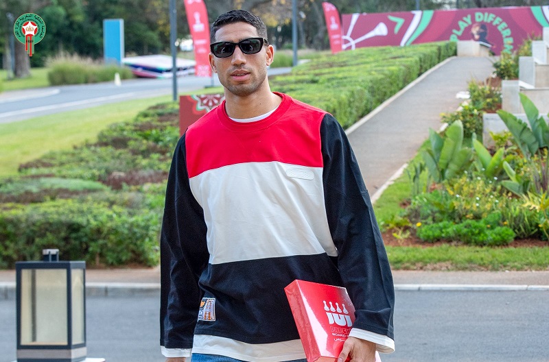 ** لاعبو المنتخب المغربي يتوافدون على مركب محمد السادس استعدادا لمعسكر كأس إفريقيا.