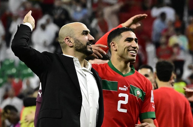 صورة للاعب أشرف حكيمي يتدرب مع المنتخب المغربي.
