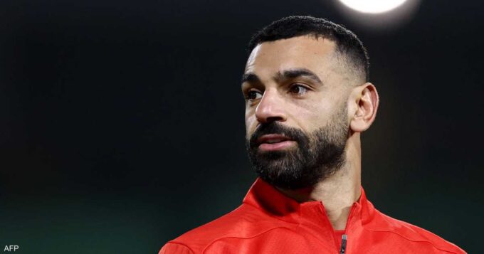 ** صورة محمد صلاح أثناء مباراة مصر ضد زيمبابوي في كأس الأمم الأفريقية.