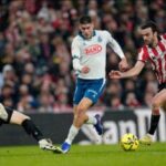 ** صورة للاعبين في المباراة بين أتلتيك بلباو وإسبانيول.