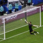 ** صورة حارس النشامى يزيد أبو ليلى خلال المباراة النهائية من كأس العرب 2025.