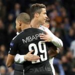 ** صورة لملعب سانتياجو برنابيو في ليلة مباراة ريال مدريد ضد إشبيلية.