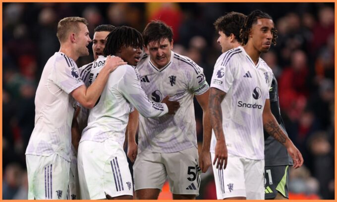 Diogo Dalot in action for Manchester United