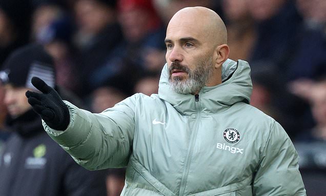 Chelsea manager Enzo Maresca on the touchline during a match.