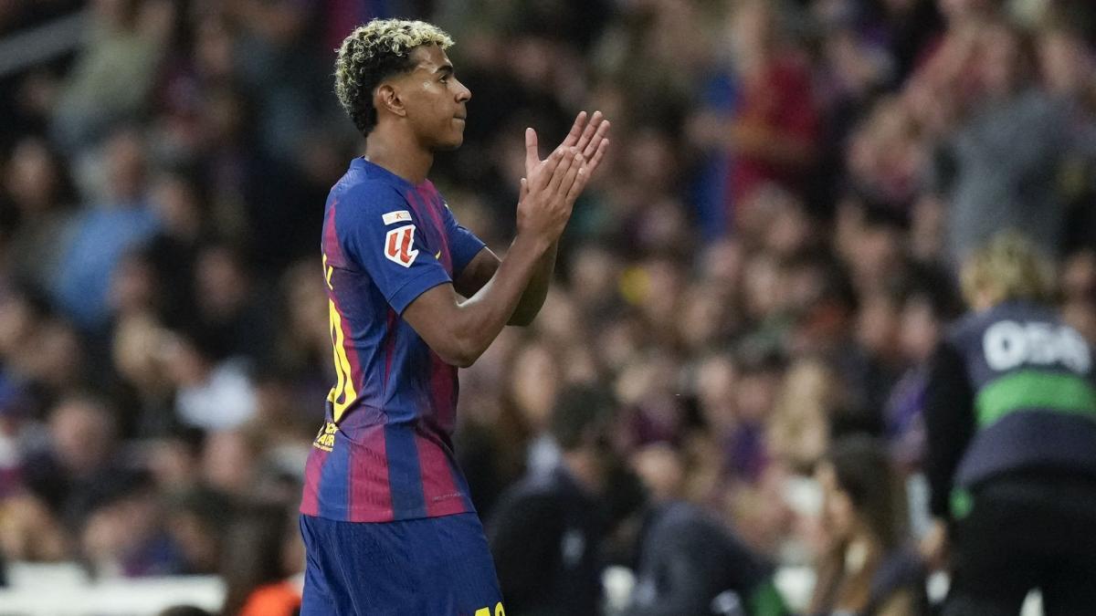 Le but de Lamine Yamal contre Villarreal.