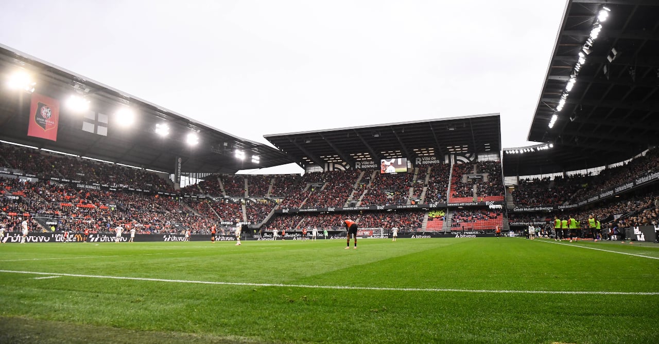 Défenseur latéral gauche Quentin Merlin en action avec le Stade Rennais