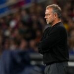 L'entraîneur allemand Hansi Flick en conférence de presse.