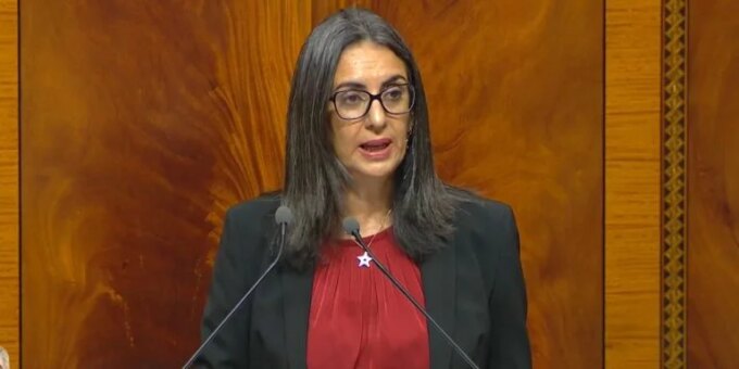 Nadia Fettah Alaoui, ministre de l'Économie et des Finances, s'exprimant sur la stratégie d'investissement du Maroc en Afrique.