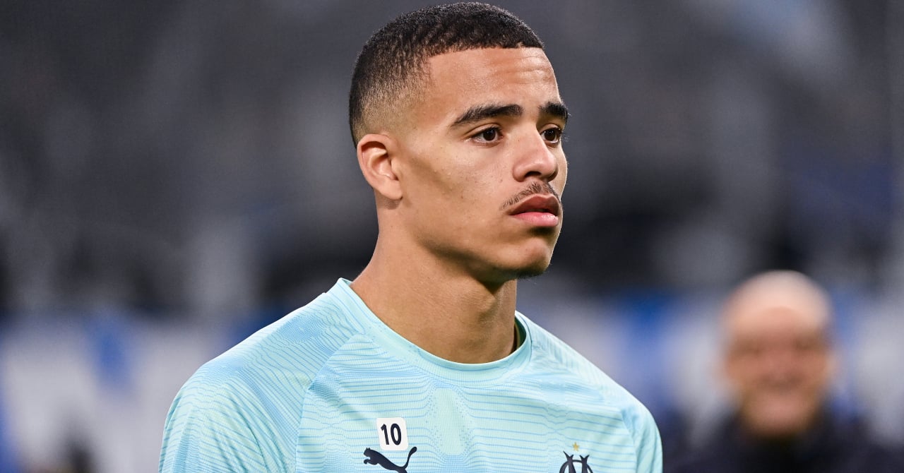 Florian Thauvin et Mason Greenwood discutant de leur goûts musicaux.