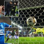 Rangers players celebrating their win over Hibernian.
