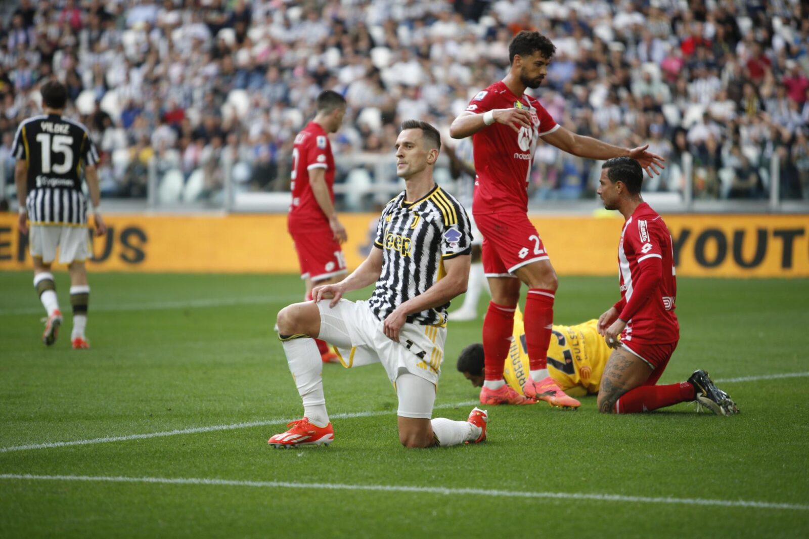 L'attaquant polonais Arkadiusz Milik en action pour la Juventus.