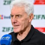 Le sélectionneur sud-africain Hugo Broos, au centre de la polémique.