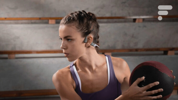 Casque à conduction osseuse Shokz OpenRun USB-C, idéal pour le sport