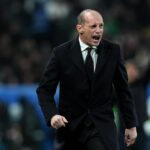 Les joueurs du SSC Napoli et de l'AC Milan en conflit sur le terrain.