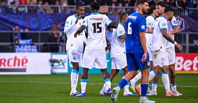 Le jeune Tadjidine Mmadi en action sur le terrain.