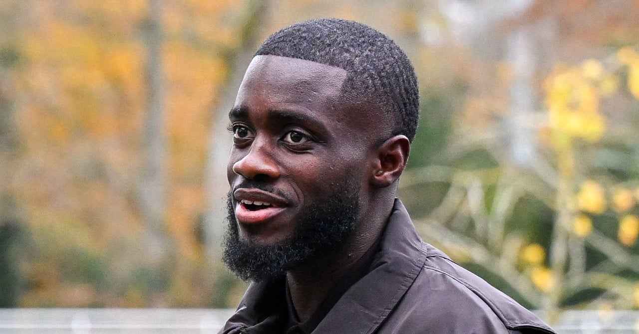 Le défenseur français Dayot Upamecano en action avec le Bayern Munich.