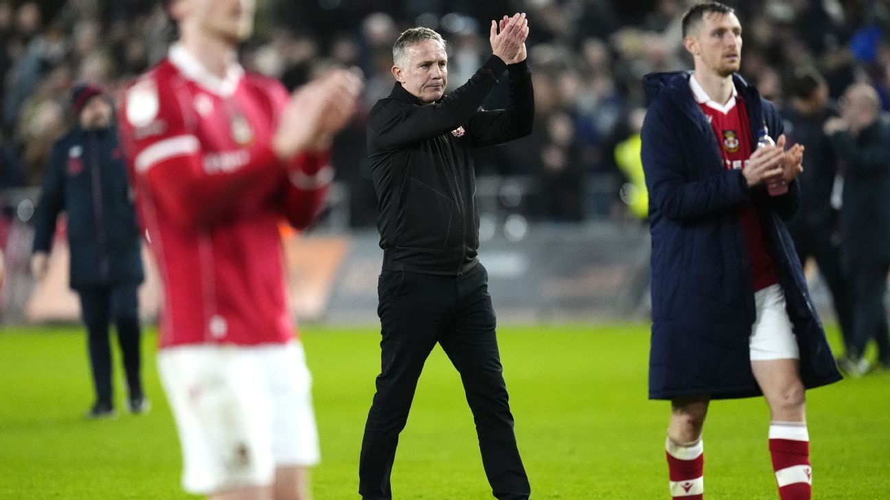 Wrexham goalkeeper Arthur Okonkwo in action