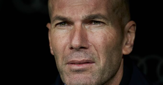 Zinedine Zidane, le Ballon d'Or 1998, a été particulièrement marqué par son départ à l'AS Cannes à l'âge de 15 ans, en 1987.